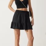 Women's Mini Flounce Skirt in Black