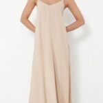 Maxi dress with stone coating and V-neck